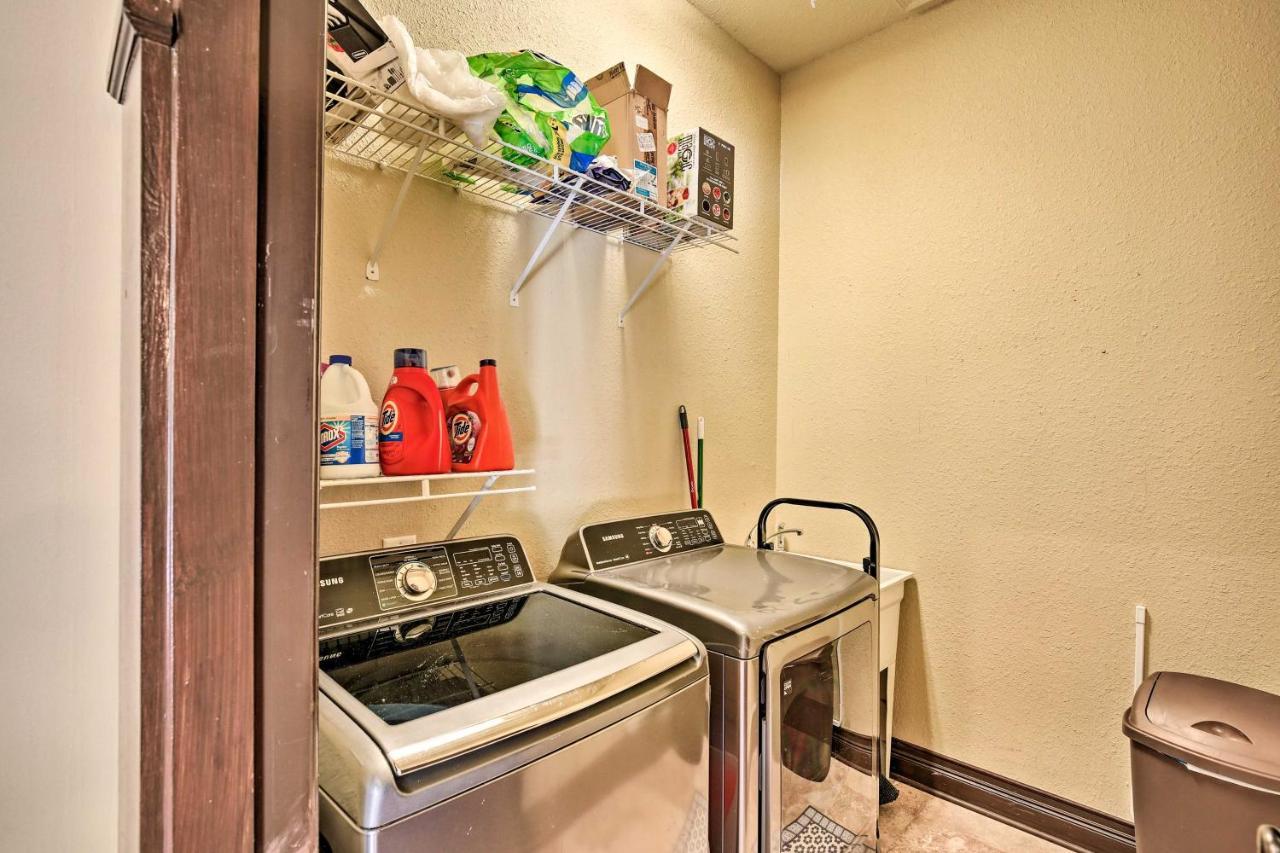 Tampa Oasis With Pool About 7 Mi To Busch Gardens! Villa Exterior foto