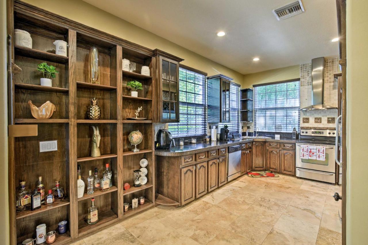 Tampa Oasis With Pool About 7 Mi To Busch Gardens! Villa Exterior foto